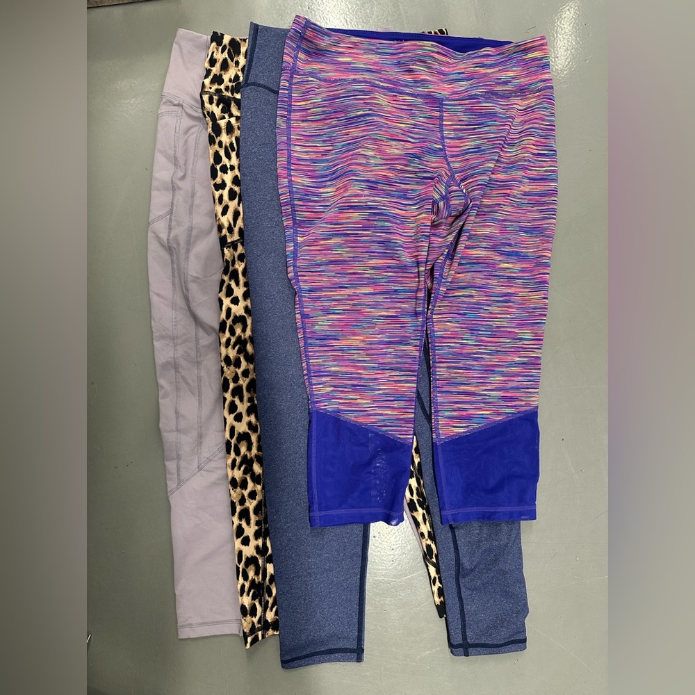 Lot of 4 Women’s Leggings -12/L
